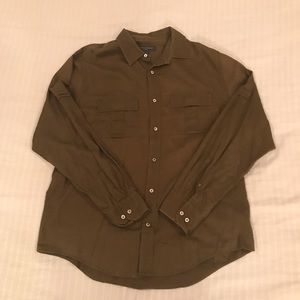 Banana Republic Casual Shirt
Excellent conditions -